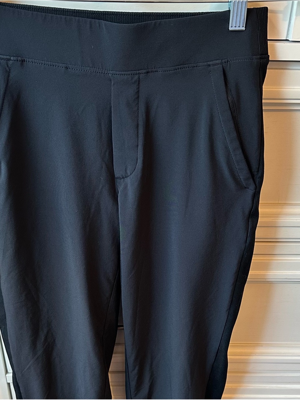 Athleta Black Lined Pants 0 Petite Ribbed Waist & Side Panels